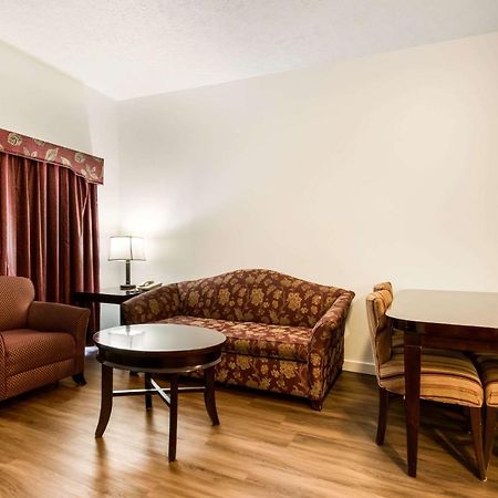 Econo Lodge Inn & Suites Lake Harmony - Pocono Mountains Area White Haven Exterior foto