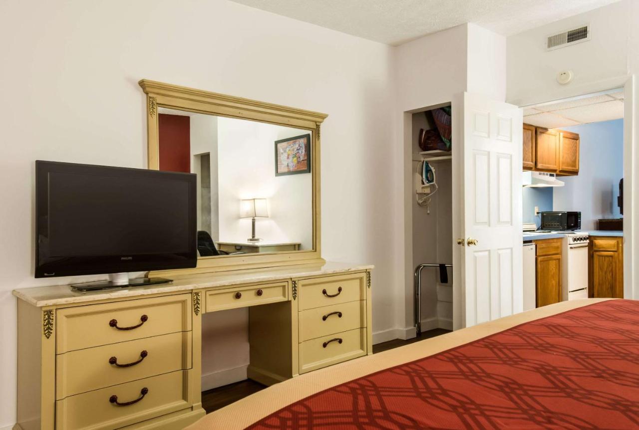Econo Lodge Inn & Suites Lake Harmony - Pocono Mountains Area White Haven Exterior foto