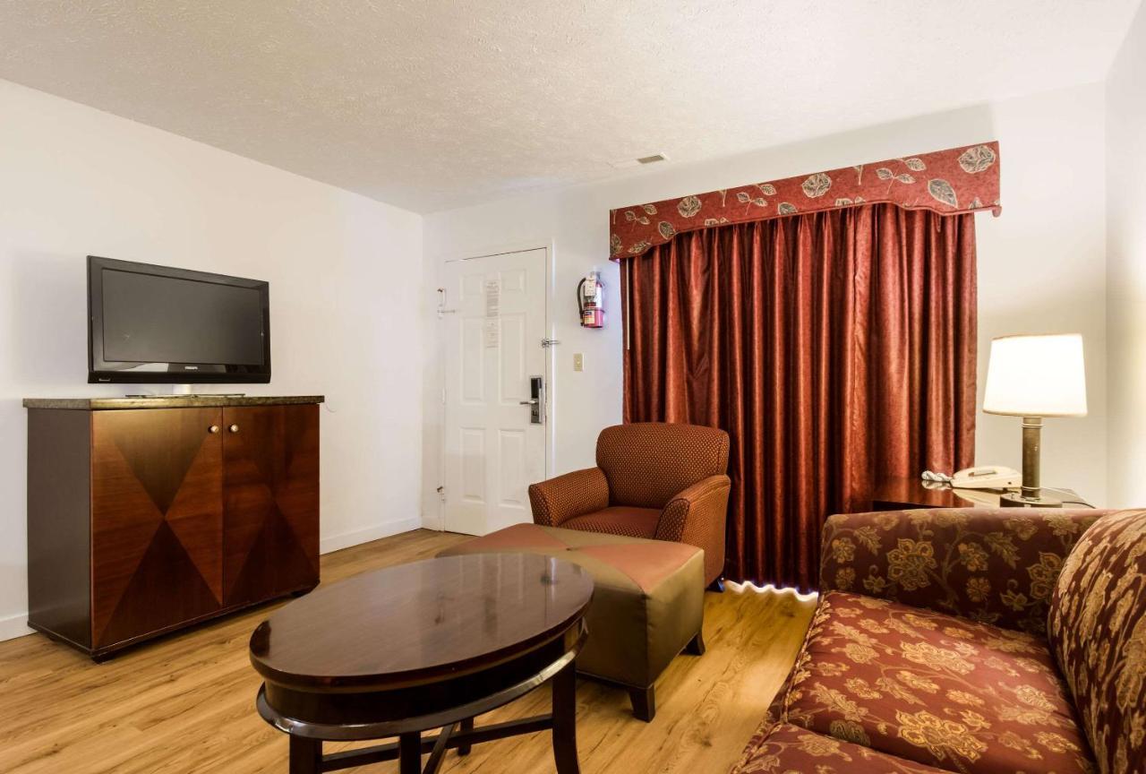 Econo Lodge Inn & Suites Lake Harmony - Pocono Mountains Area White Haven Exterior foto