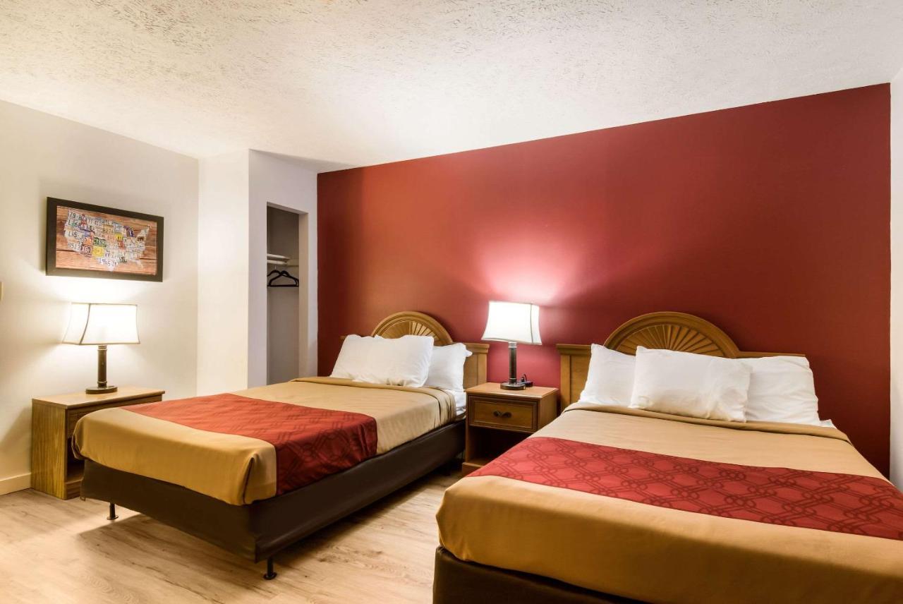 Econo Lodge Inn & Suites Lake Harmony - Pocono Mountains Area White Haven Exterior foto