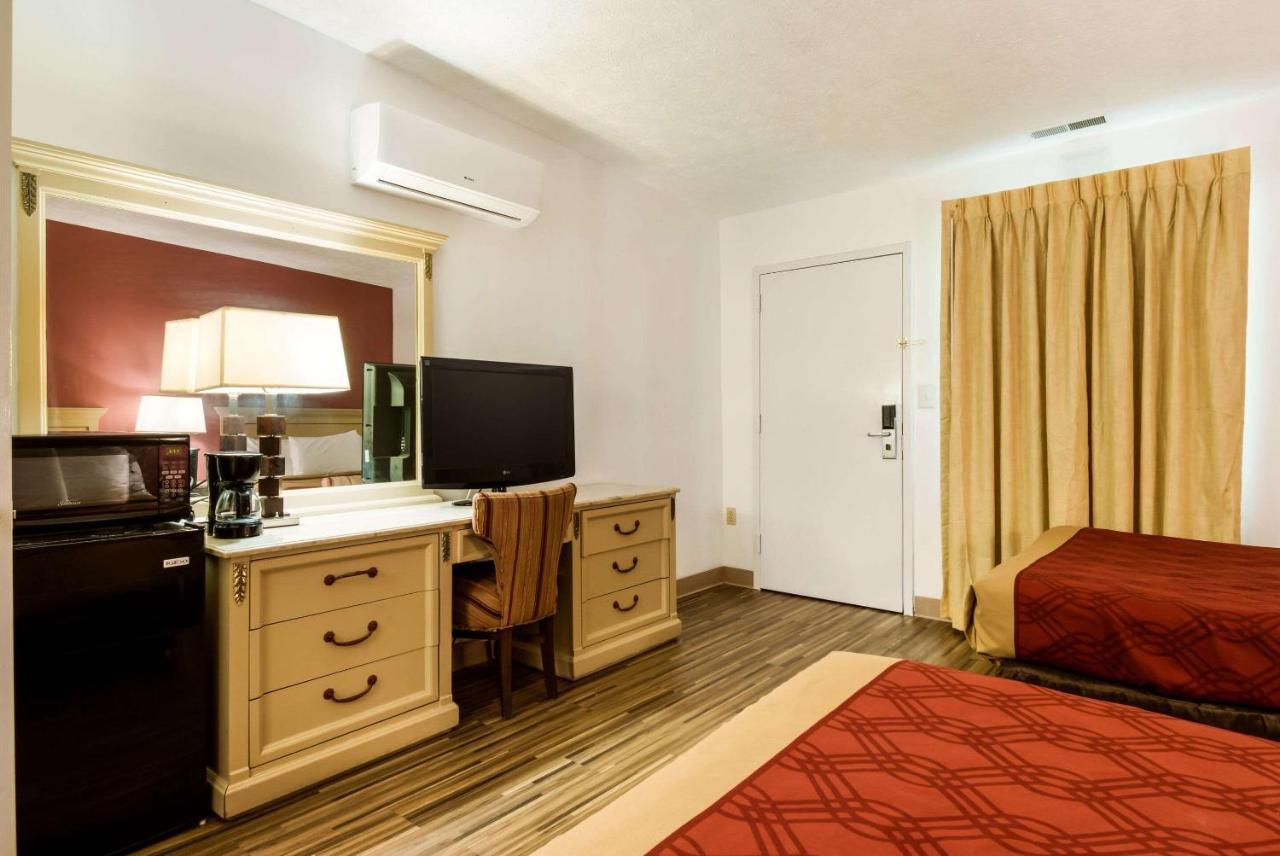 Econo Lodge Inn & Suites Lake Harmony - Pocono Mountains Area White Haven Exterior foto